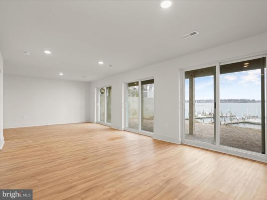 Empty room, Interior, Recessed Lighting, Water, Wood Texture Flooring