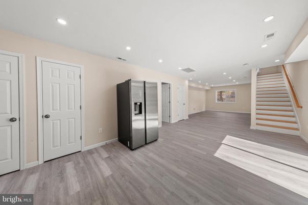 Elevator, Empty room, Interior, Recessed Lighting, Wood Texture Flooring