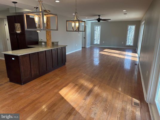 Interior, Pendant Lights, Recessed Lighting, Wood Texture Flooring