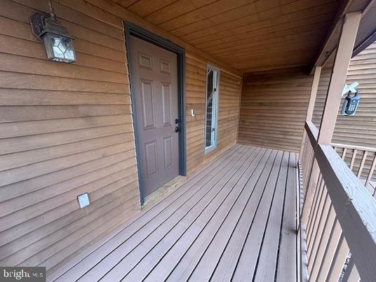 Exterior, Wood Texture Flooring