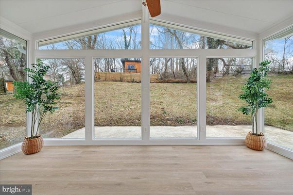Interior, Sun Room, Wood Texture Flooring
