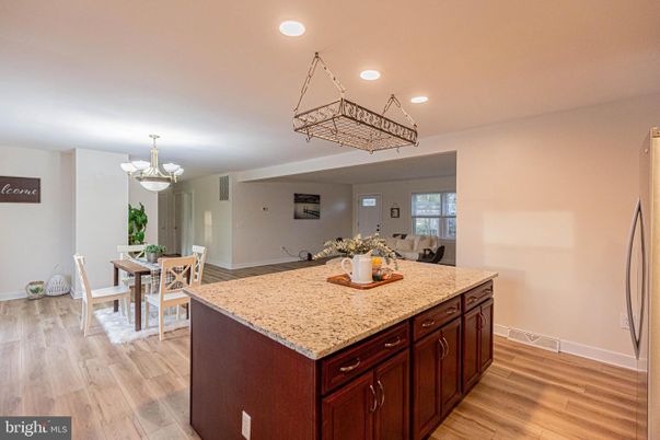 Chandelier, Dining room, Interior, Recessed Lighting, Wood Texture Flooring