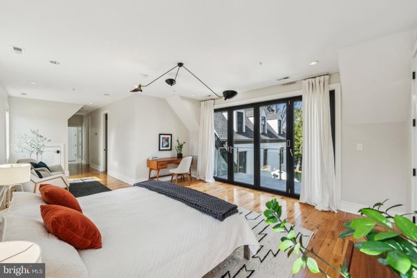 Bedroom, Dining room, Interior, Recessed Lighting, Wood Texture Flooring