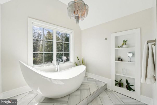 Bathroom, Chandelier, Free Standing Baths, Interior, Marble