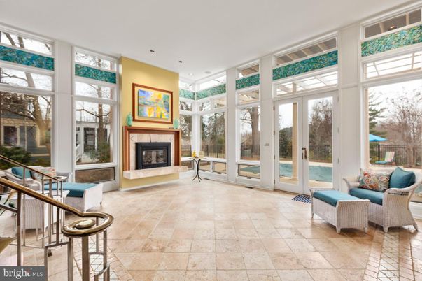 Fireplace, Interior, Recessed Lighting, Sun Room