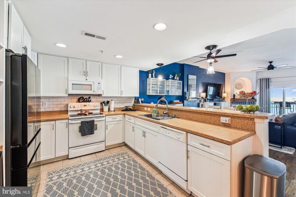 Interior, Kitchen, Recessed Lighting