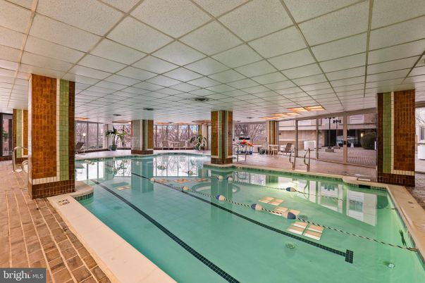 Interior, Pool, Recessed Lighting