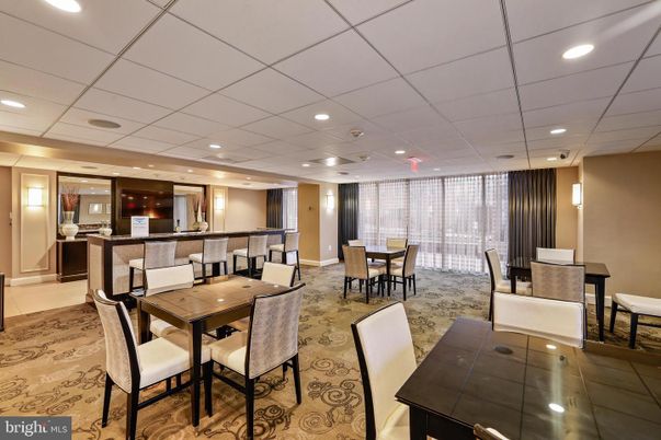 Dining room, Interior, Recessed Lighting