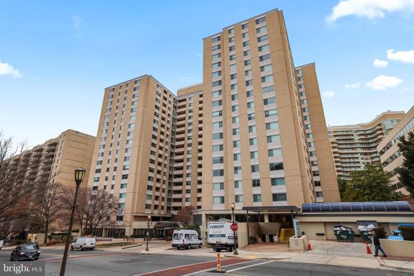 Exterior, Facade, Condo Building