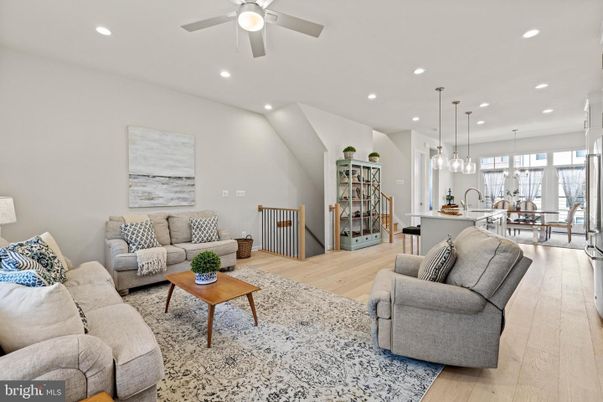 Dining room, Interior, Kitchen, Living room, Pendant Lights, Recessed Lighting, Wood Texture Flooring