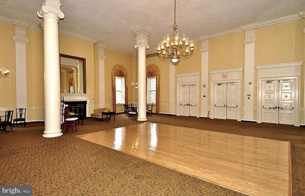 Chandelier, Fireplace, Interior, Wood Texture Flooring
