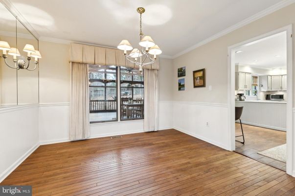 Chandelier, Interior, Kitchen, Wood Texture Flooring
