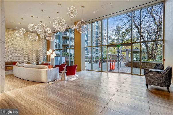 Interior, Living room, Pendant Lights, Recessed Lighting, Wood Texture Flooring