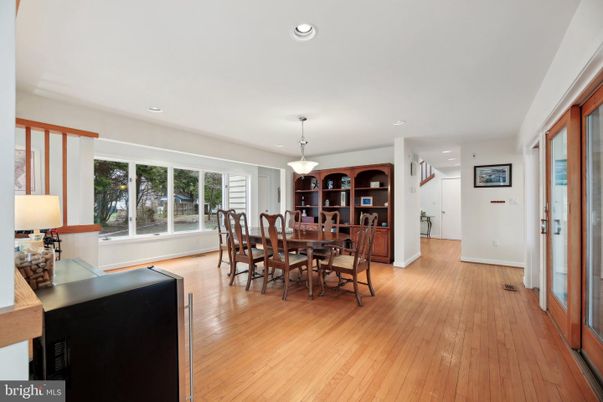 Dining room, Interior, Pendant Lights, Recessed Lighting, Wood Texture Flooring