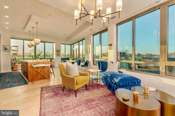 Interior, Living room, Pendant Lights, Recessed Lighting, Wood Texture Flooring