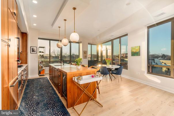 Dining room, Interior, Kitchen, Pendant Lights, Recessed Lighting, Wood Texture Flooring