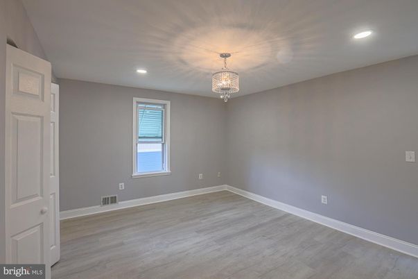 Chandelier, Empty room, Interior, Recessed Lighting, Wood Texture Flooring