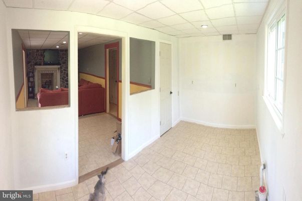 Fireplace, Interior, Recessed Lighting