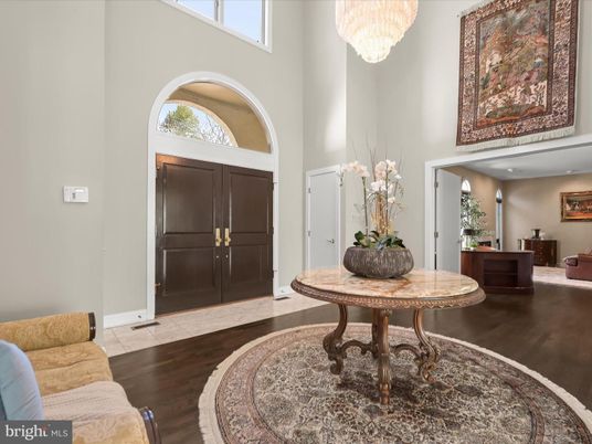 Chandelier, Interior, Wood Texture Flooring