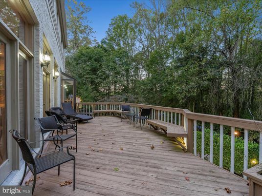 Exterior, Wood Texture Flooring