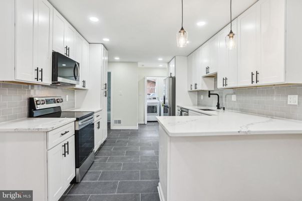Interior, Kitchen, Pendant Lights, Recessed Lighting