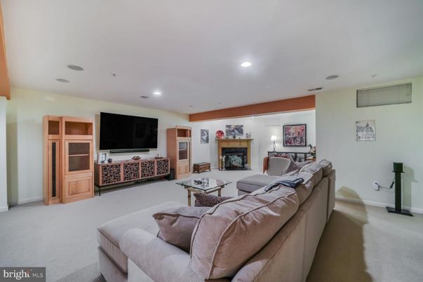 Fireplace, Interior, Living room, Recessed Lighting