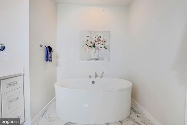 Bathroom, Free Standing Baths, Interior, Marble