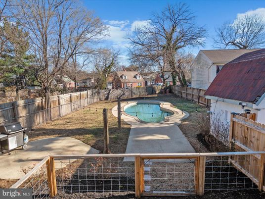 Backyard, Exterior, Pool