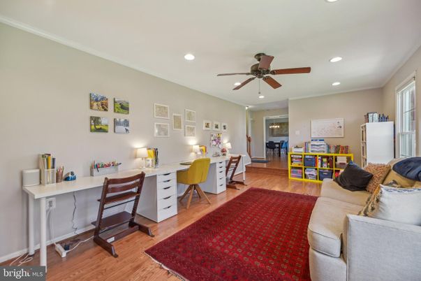 Home Office, Interior, Recessed Lighting, Wood Texture Flooring