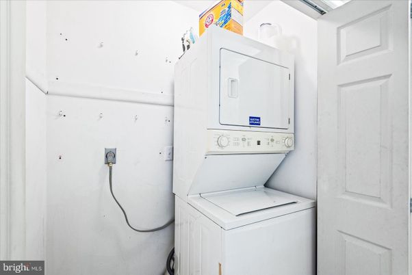 Interior, Utility Closets, Washer