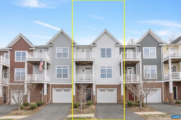 Attached, Exterior, Facade, Brick Facade, Rowhouse