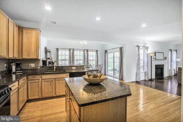 Fireplace, Interior, Kitchen, Recessed Lighting, Wood Texture Flooring