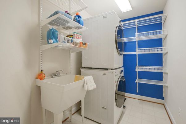 Interior, Washer