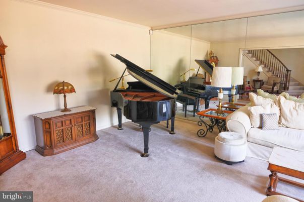 Interior, Living room, Piano