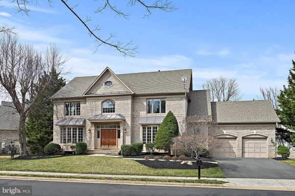 Attached, Exterior, Facade, Brick Facade, French Provincial