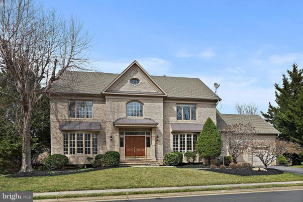 Exterior, Facade, Brick Facade, French Provincial