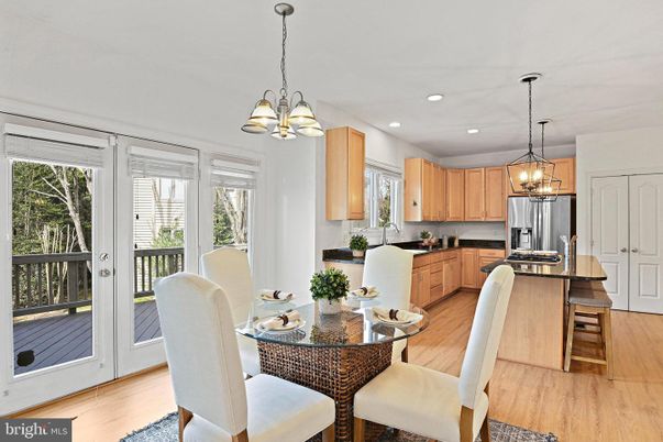 Chandelier, Dining room, Interior, Kitchen, Pendant Lights, Recessed Lighting, Wood Texture Flooring