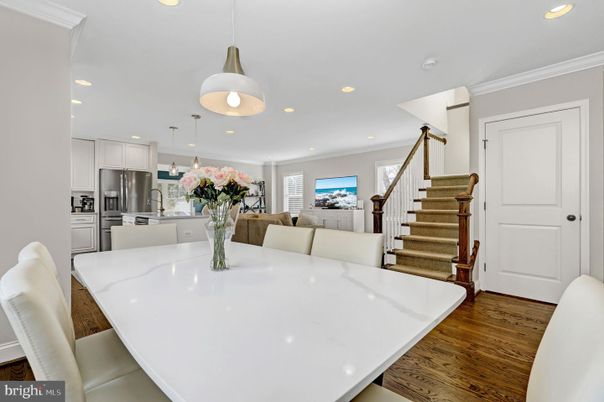 Dining room, Interior, Kitchen, Pendant Lights, Recessed Lighting, Stainless Steel Appliances, Wood Texture Flooring
