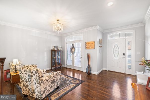 Chandelier, Interior, Recessed Lighting, Wood Texture Flooring