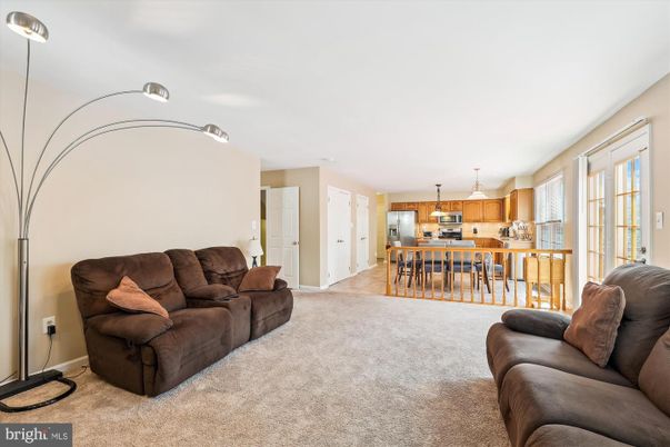 Dining room, Interior, Kitchen, Living room, Pendant Lights, Stainless Steel Appliances
