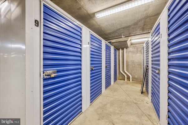 Elevator, Interior
