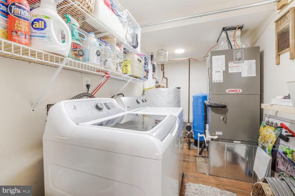 Interior, Recessed Lighting, Utility Closets, Washer, Wood Texture Flooring