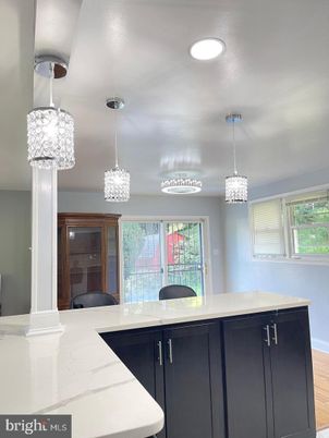 Chandelier, Interior, Kitchen, Pendant Lights, Recessed Lighting, Wood Texture Flooring