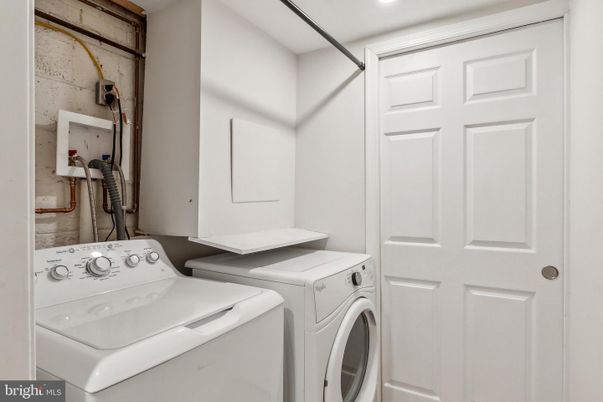 Interior, Recessed Lighting, Utility Closets, Washer