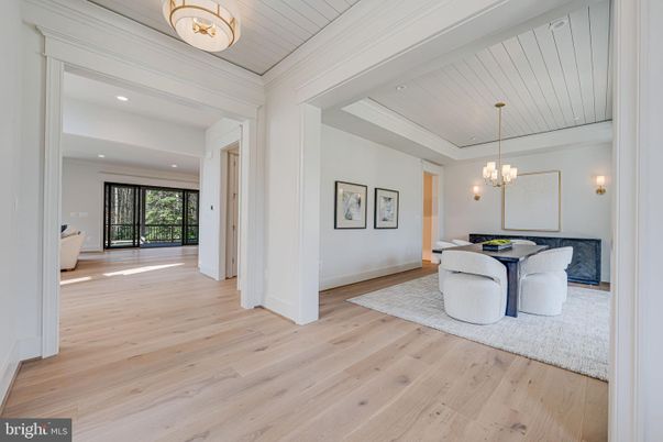 Chandelier, Dining room, Interior, Pendant Lights, Recessed Lighting, Wood Texture Flooring
