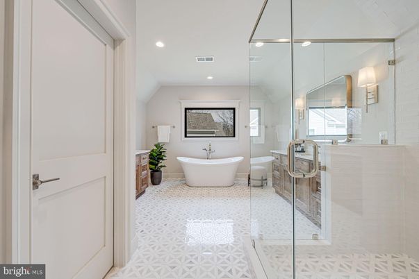 Bathroom, Dual Sink Vanities, Free Standing Baths, Glass Shower, Interior, Recessed Lighting