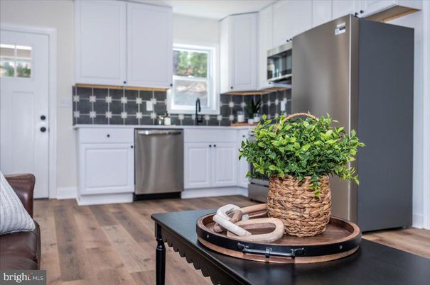 Interior, Kitchen, Stainless Steel Appliances, Wood Texture Flooring