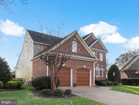 Attached, Exterior, Facade, Brick Facade, Brick Traditional
