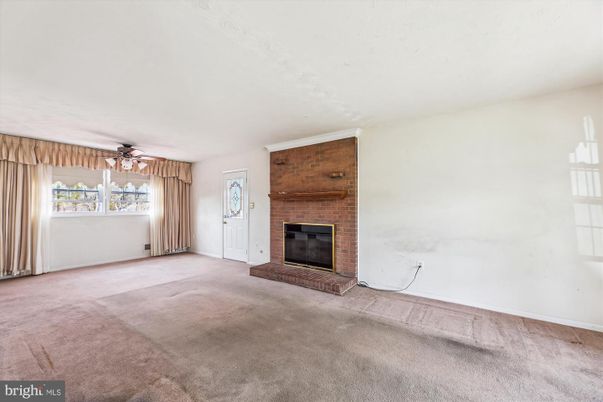 Empty room, Fireplace, Interior, Stone Walls