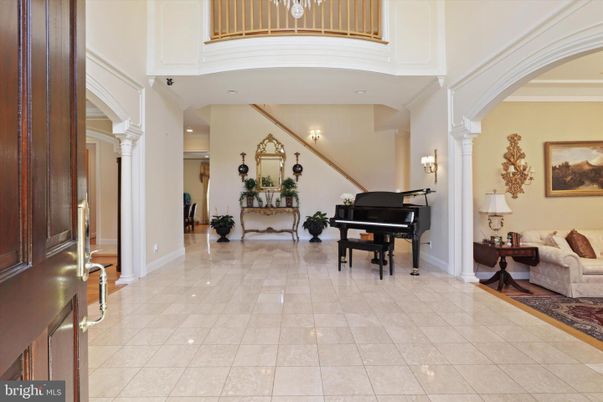 Interior, Piano, Recessed Lighting